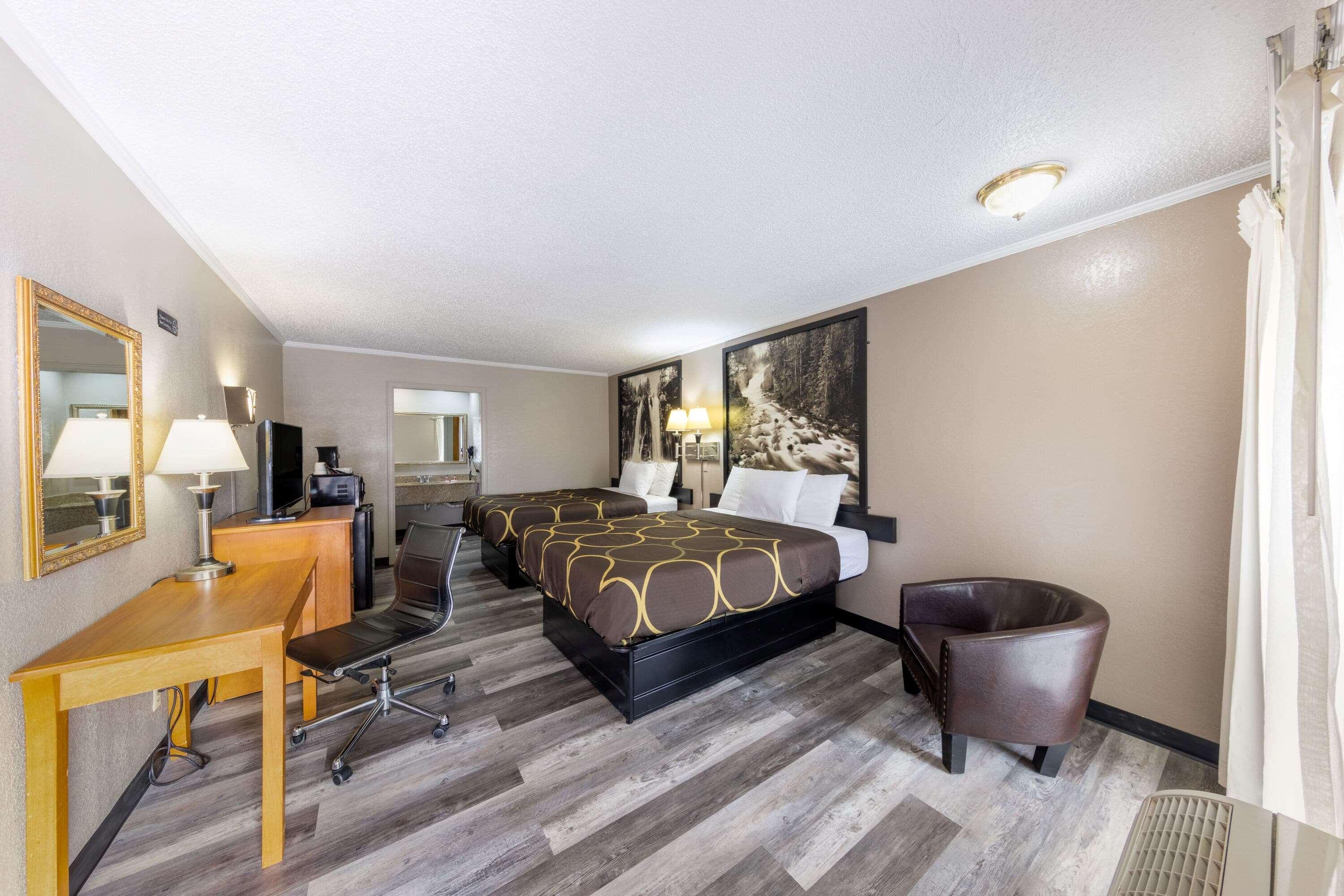 Super 8 By Wyndham Kansas City Airport North Luaran gambar