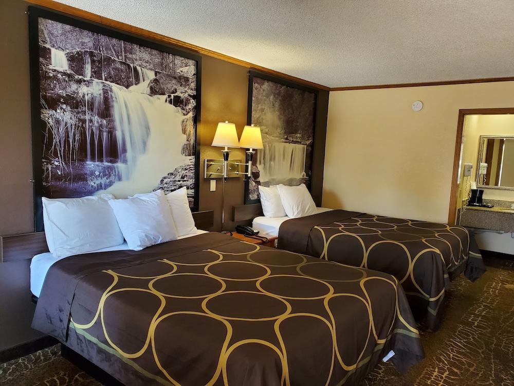 Super 8 By Wyndham Kansas City Airport North Luaran gambar